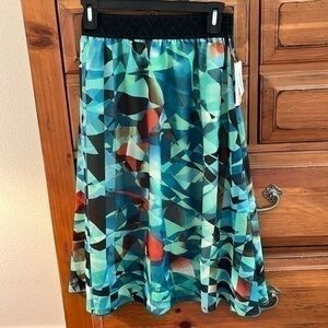 NWT LuLaRoe Women’s skirt, size XS.